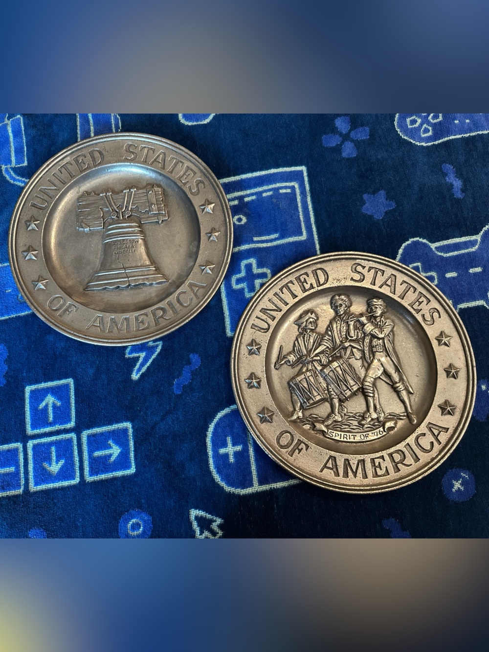 United States Commemorative Metal Plaques - Liberty Bell & Drummers Sexton 1972